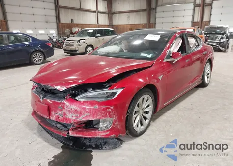 2018 Tesla Model S 100D/75D/P100D z USA, uszkodzony, nr VIN 5YJSA1E25JF259379